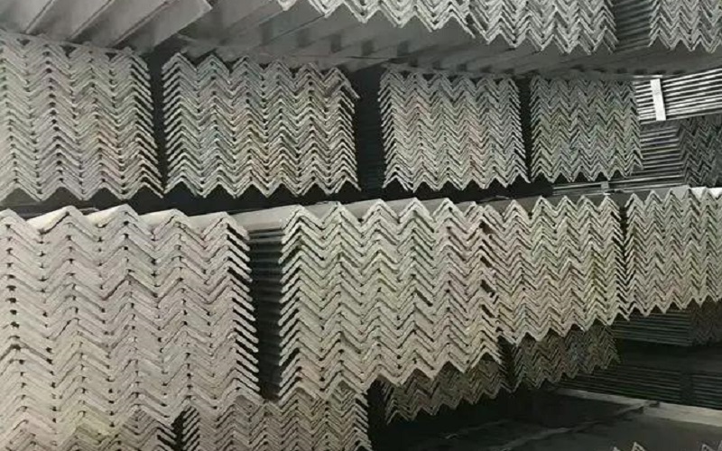 1758186923109804.jpg 钢角材1.jpg